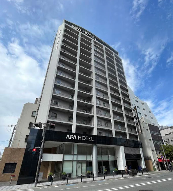 アパホテル〈御堂筋本町駅前〉／ 大阪府大阪市中央区本町４－５－12