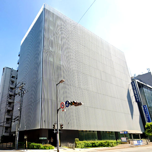 クロス・ウェーブ梅田／大阪府大阪市北区神山町１－12